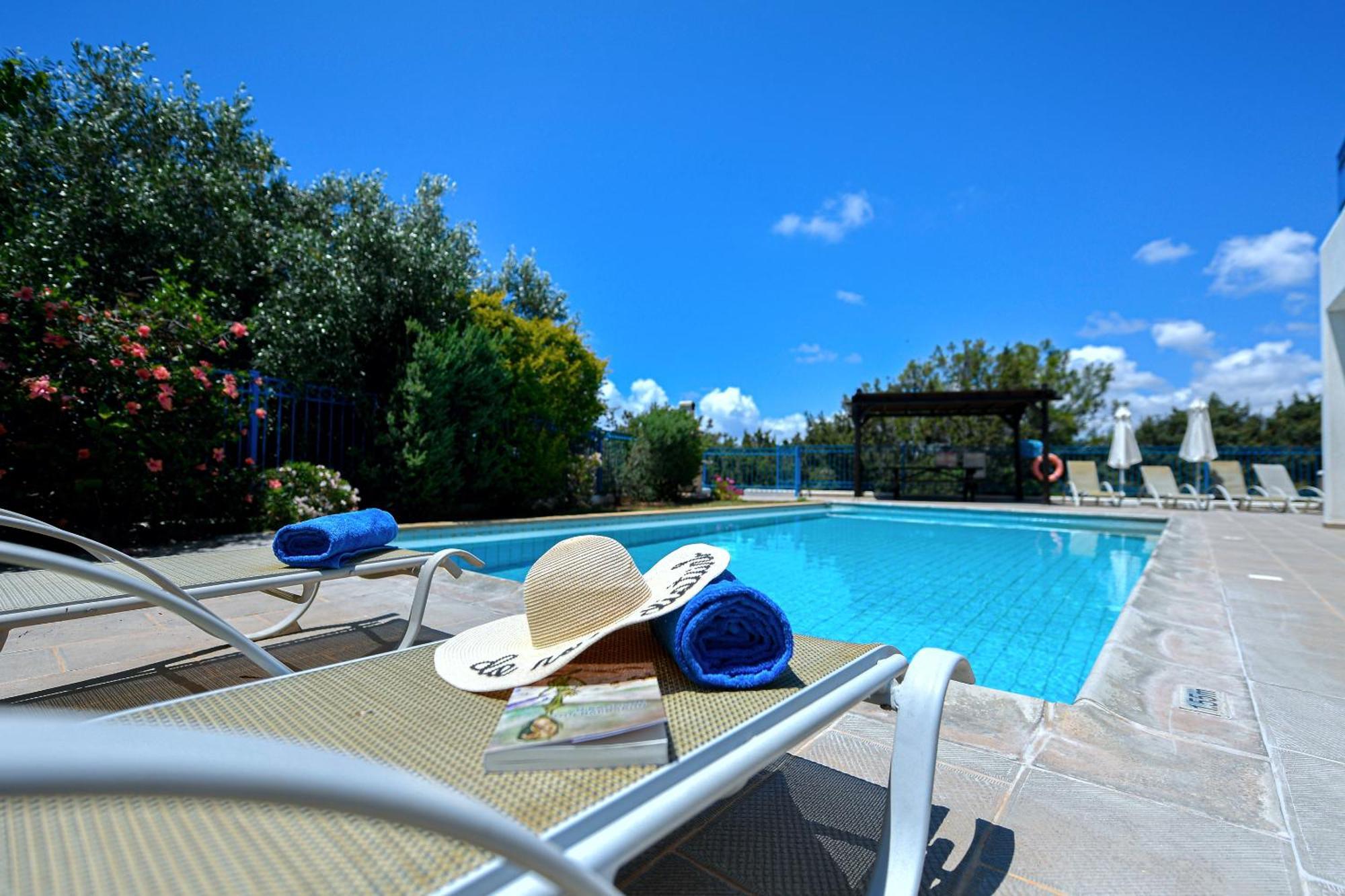 Azzurro Holiday Villas Pégeia Exteriör bild